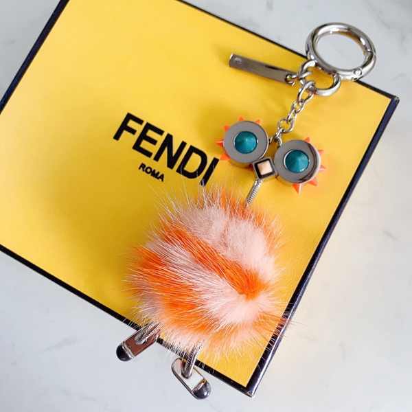 ブランドキーホルダー正面デザイン